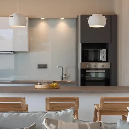 Athina Luxury Villa, With Pool & Walk To The Beach, By Thinkvilla Chania  Zewnętrze zdjęcie