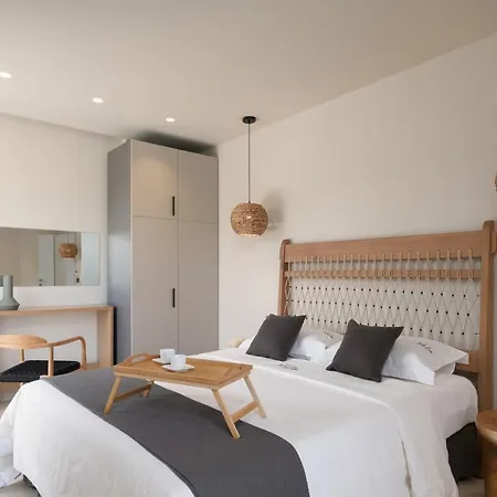 Athina Luxury Villa, With Pool & Walk To The Beach, By Thinkvilla Chania  Zewnętrze zdjęcie