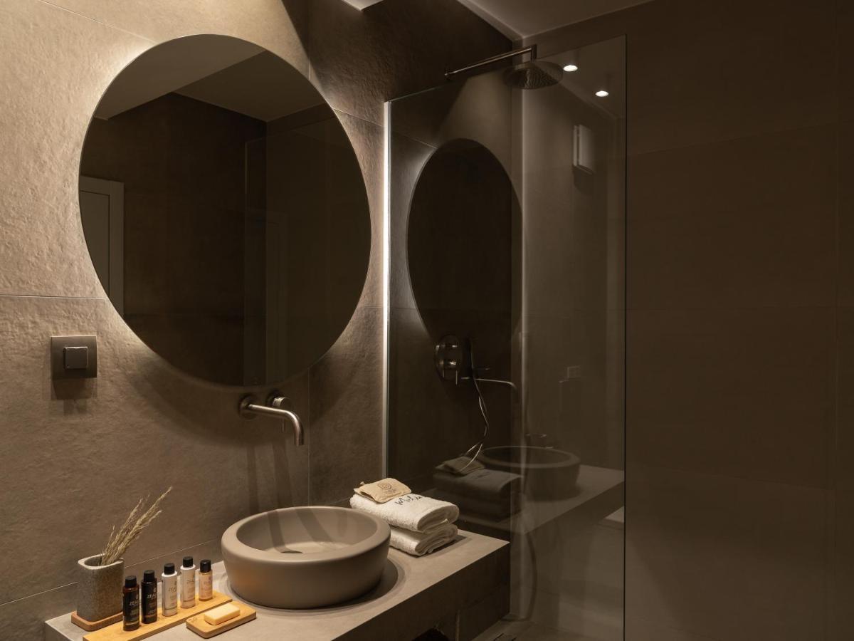 Vilă Athina Luxury Villa, With Pool & Walk To The Beach, By Thinkvilla *