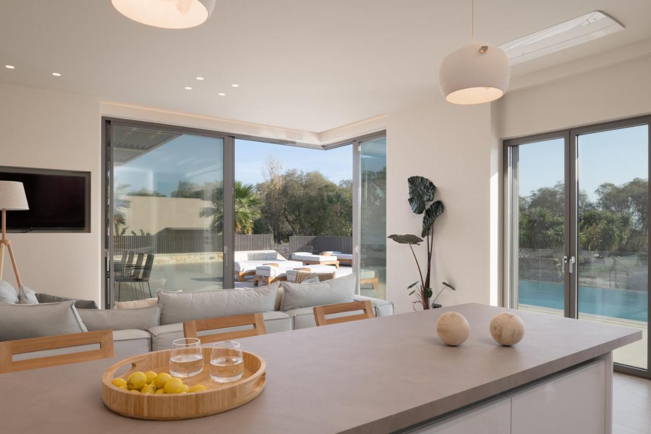 Athina Luxury Villa, With Pool & Walk To The Beach, By Thinkvilla Villa