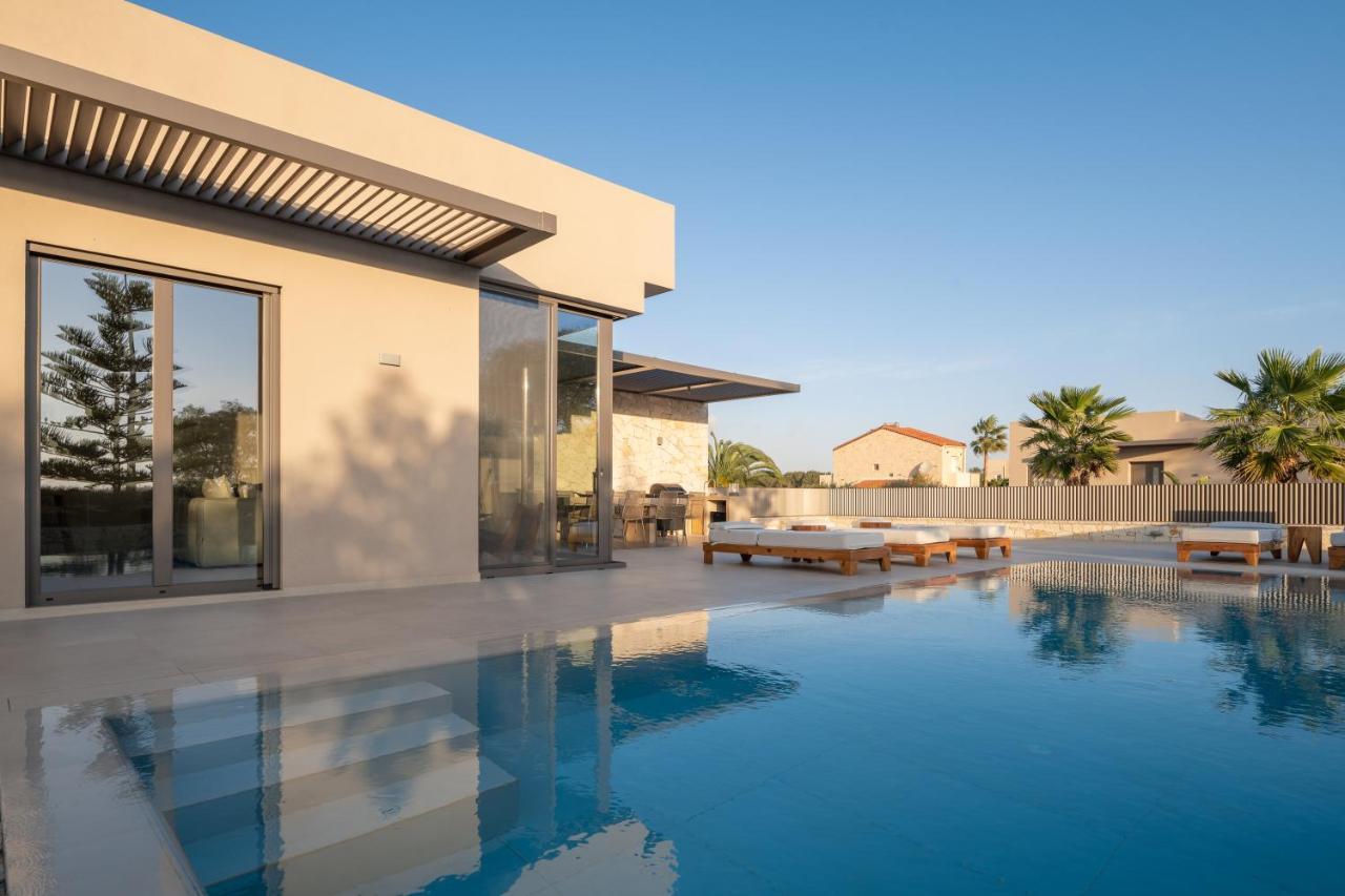 Athina Luxury Villa, With Pool & Walk To The Beach, By Thinkvilla Villa *