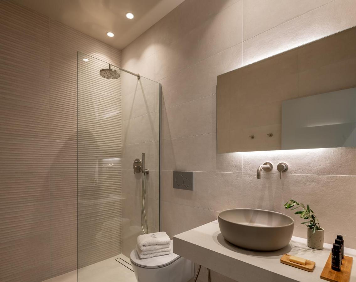 Athina Luxury Villa, With Pool & Walk To The Beach, By Thinkvilla Chania (Crete)
