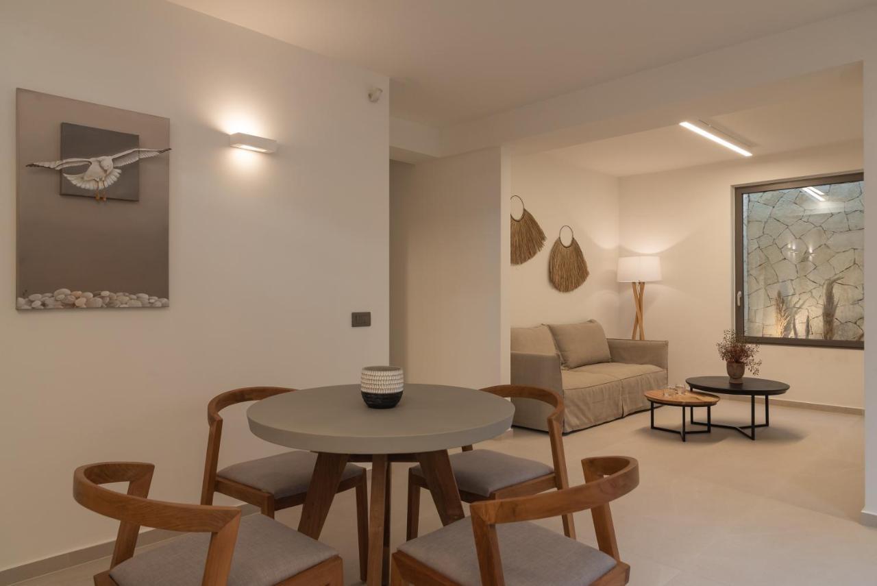 Villa Athina Luxury Villa, With Pool & Walk To The Beach, By Thinkvilla