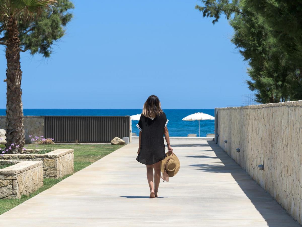 Athina Luxury Villa, With Pool & Walk To The Beach, By Thinkvilla Villa *