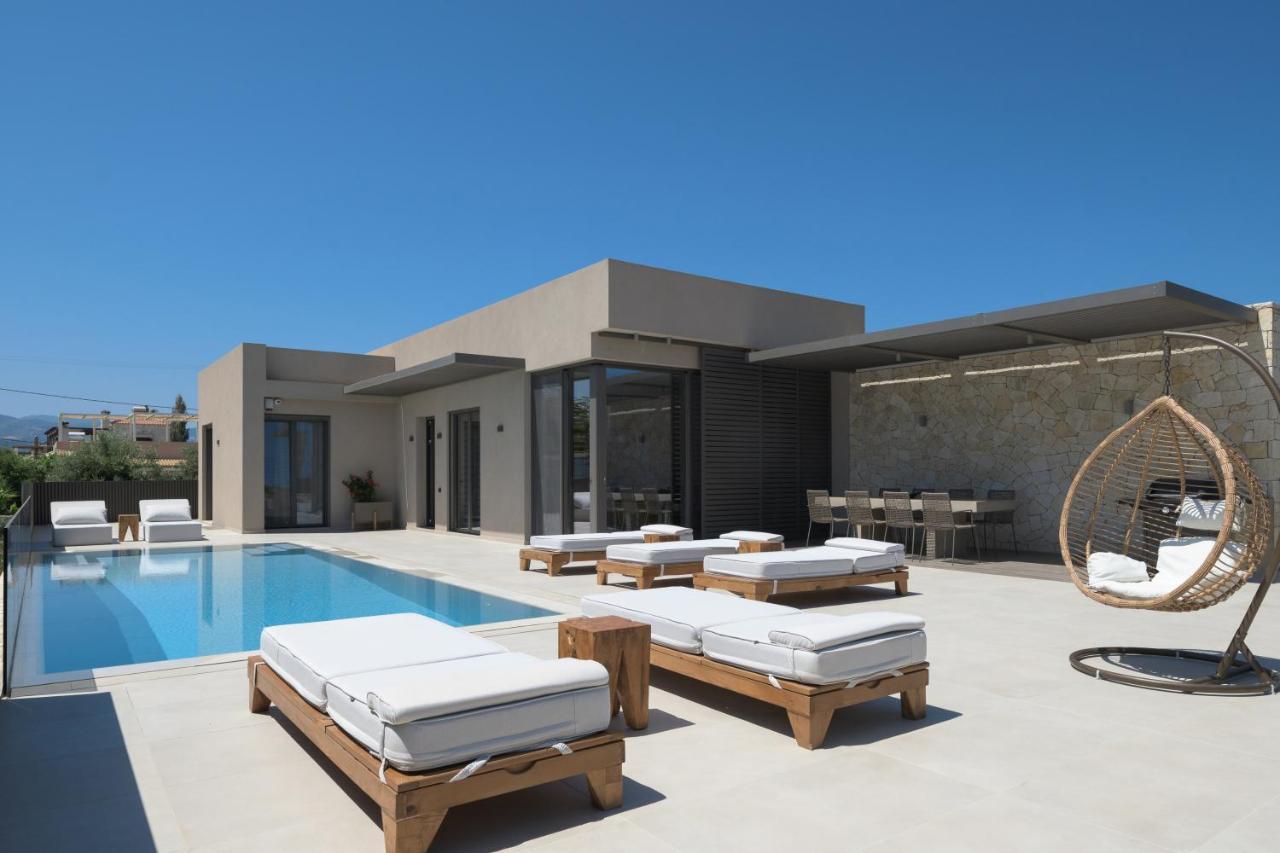 Athina Luxury Villa, With Pool & Walk To The Beach, By Thinkvilla Villa *