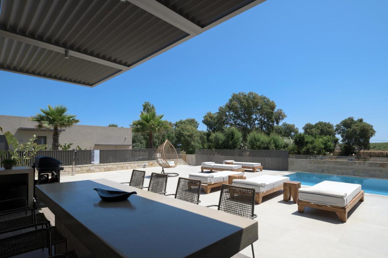 Athina Luxury Villa, With Pool & Walk To The Beach, By Thinkvilla Villa