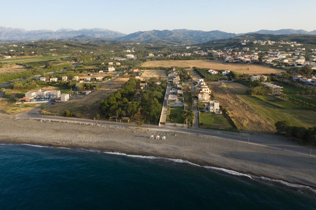 Athina Luxury Villa, With Pool & Walk To The Beach, By Thinkvilla Villa